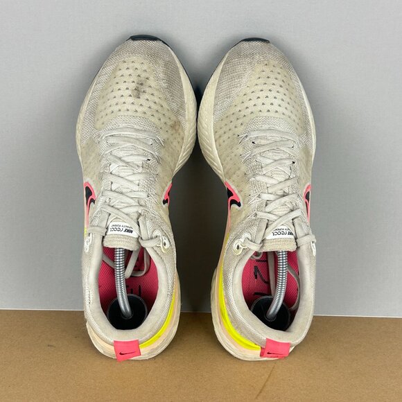 Nike React Infinity Run Flyknit 2 Athletic Running Shoes Womens 10 Pink Blast - Picture 5 of 10